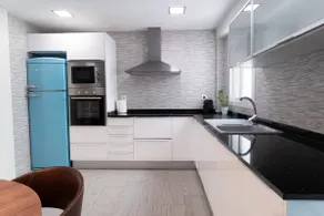 Great 120qm Apt: Near Turia & City of Arts+Parking - Image 5