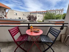 Quiet, spacious, secure, clean, subw., Paris style - Image 2