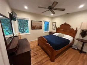 Lake Balboa Ranch Home with Pool & indoor Jacuzzi - Image 5
