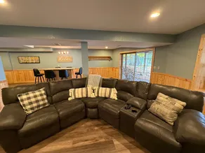 Lake Front Home-Your Fishing & Snowmobile Retreat! - Image 2