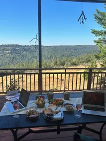 Quiet mountain getaway with great views. - Image 4