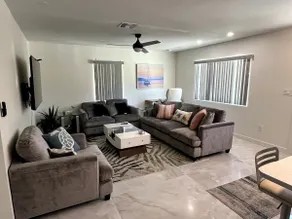Delray Abode Walk to Ave/Tennis or Bike to Beach - Image 2