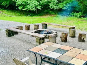Luxury Lodge & hot tub, sleeps 16, serene setting - Image 3