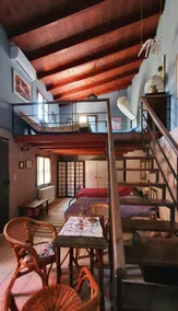 Traditional stone house with private patio - Image 2