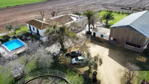 Rancho Jardines de Marchenilla, airport 15 minutes away - Image 4
