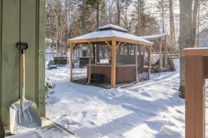 8BR house-Walk To Access Rd, HOT TUB, New Firepit! - Image 2