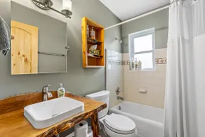 Westside 3BD/2BTH | Fireplaces | Snowbowl | A/C - Image 4
