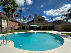 Breathtaking, Lakefront, Pool, Private, big group, birds viewing - Image 2
