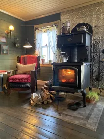 Lupinfield Cottage - a Curated Guesthouse Experience - Image 3