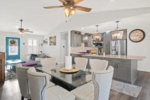 Whole House - hot tub, game room, dog friendly - Image 4