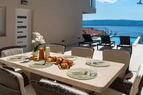 Villa Iva with sea view and pool - Image 4