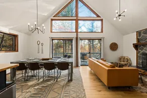 Pet Friendly Cabin w/Hot Tub, Sauna & Game Rooms - Image 3