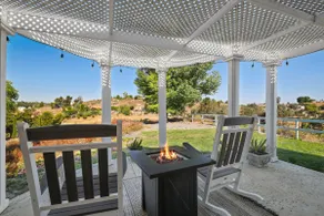 Heart of Wine Country- 4BR 2.5BA & Vineyard Views! - Image 4