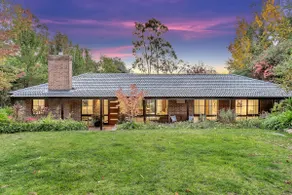 Sleeps 8 | Pet-Friendly | Fire & Hills Retreat - Image 5