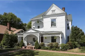Buchanan - SALE Designer Suite Walkable Hot Spot! - Image 5