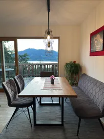 Lake Attersee Chalet ”Über den Apfelbäumen” [Above the Apple Trees], 2-4 Pax - Image 4