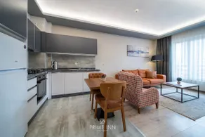 Newly furnished apartment with unlimited internet - Image 3
