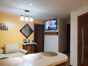Secure suite in a private and central building - Image 2