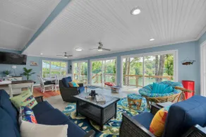 Barney’s Bluff - Towing Pontoon + Dock, Pet-Friendly - Image 2