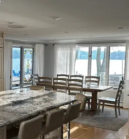 Beautiful lakefront vacation property in Mashpee - Image 4