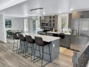 Modern 3BR with Game Room - Near HITS & Woodstock - Image 2