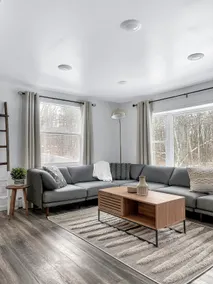 Modern 3BR with Game Room - Near HITS & Woodstock - Image 3