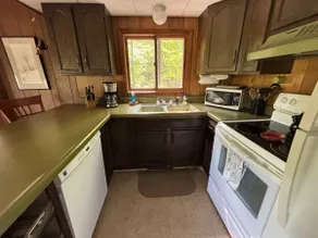 Riverwalk Chalet: HotTub - Image 3