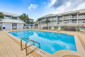 2/2 Condo w/ Gulf Views&Pool. 2 min walk to beach. - Image 3
