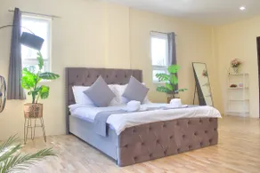 Cozy 5BR Villa can provide Breakfast & Guest Card - Image 3