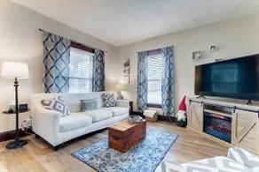 Family friendly-near boat launch, beach & downtown - Image 3