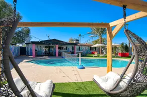 Entertainer’s Retreat | Pool, Hot Tub & Mini Golf! - Image 3