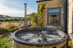 Breathtaking Views hot tub 5 bed cottage in Bath - Image 4