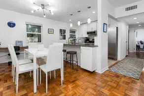 3 Bed MidCentury Modern by Duckpond Downtown! - Image 2