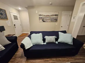 Stylish*3BR/2.5BADuplex*SpecialDeals*Near*TopSpots - Image 3