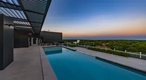 Lovely 1B1B Unit| Luxe | Prime Location | Spacious - Image 4