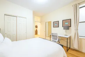 2BR Retreat Near Parks and Museums on East Side - Image 4