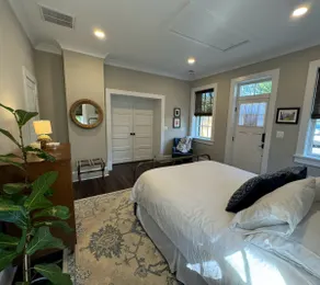 Backyard Bungalow in Leesburg - Image 4