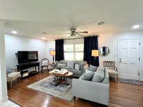 Cozy Cottage 1.5 miles to downtown & UNA Florence - Image 3