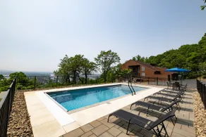 Mountain Retreat  ★ HEATED POOL ★  Amazing Views! - Image 5