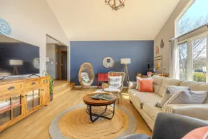 Family and big group 14 Guests 11 beds 5 baths - Image 2