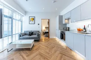 Wellington House - Executive One Bedroom Apartment - Image 4