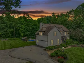Saratoga Fall Escape | Hot Tub, Fire Pit & Game Room - Image 2