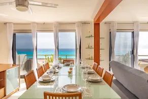 Amazing Caribbean ocean view 4br. right on the beach - Image 2
