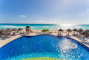 Amazing Caribbean ocean view 4br. right on the beach - Image 4