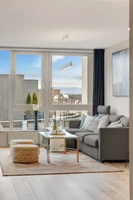 Sea Apartment - Image 2