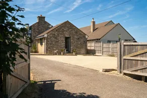 The Captain's Retreat, Quiet 1 Bed Dog Friendly - Image 4