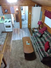 Quiet Petoskey Cabin - Image 2