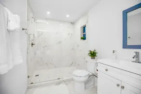 The Coastal Dream! Only 3miles to the beach, Fast WiFi, Garage - Image 3