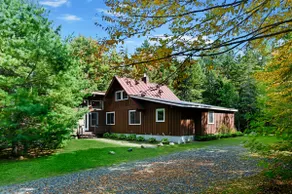 VT 5BR: Hot Tub, Fire Pit, Pet-Friendly - Image 2