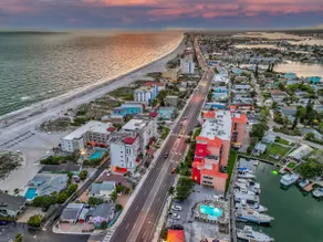 Lovely Water View Condo | Top Floor | Steps to Beach - Image 3
